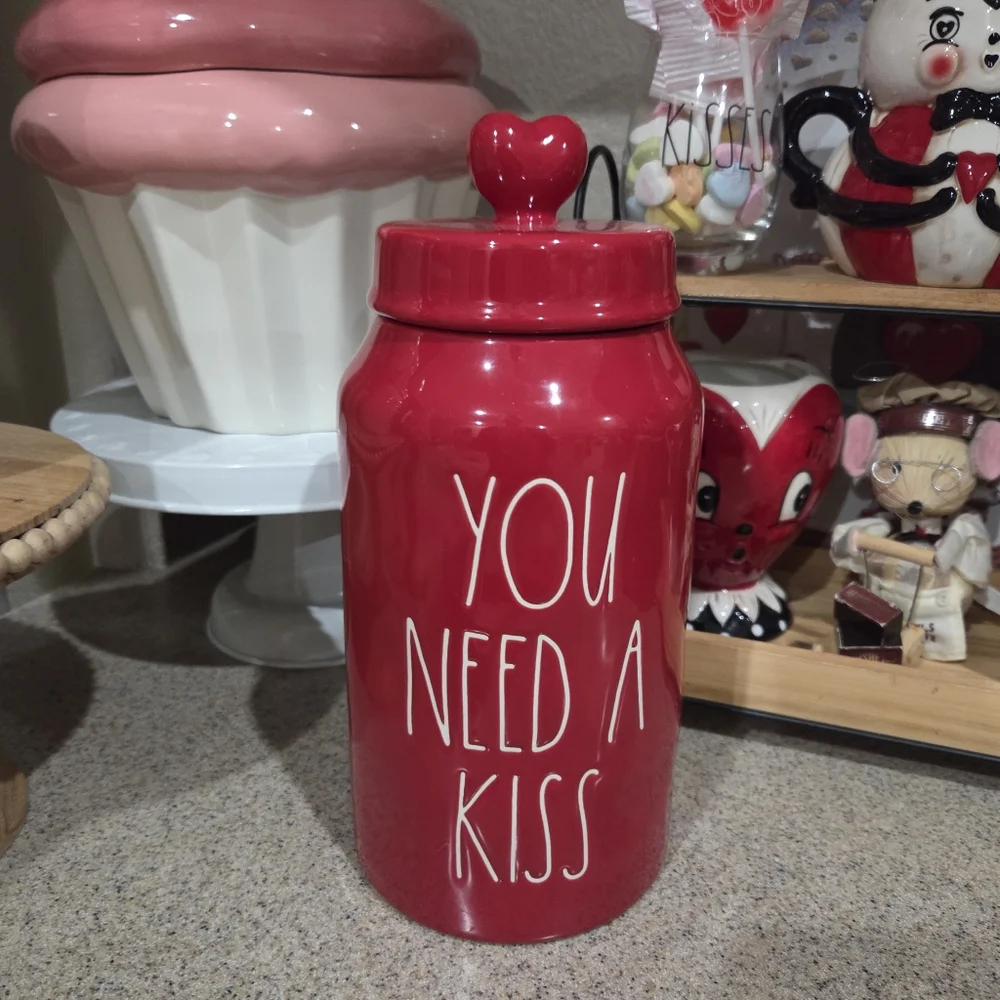 Rae Dunn Red Heart Valentine's Canister You Need A Kiss HTF‎ RARE